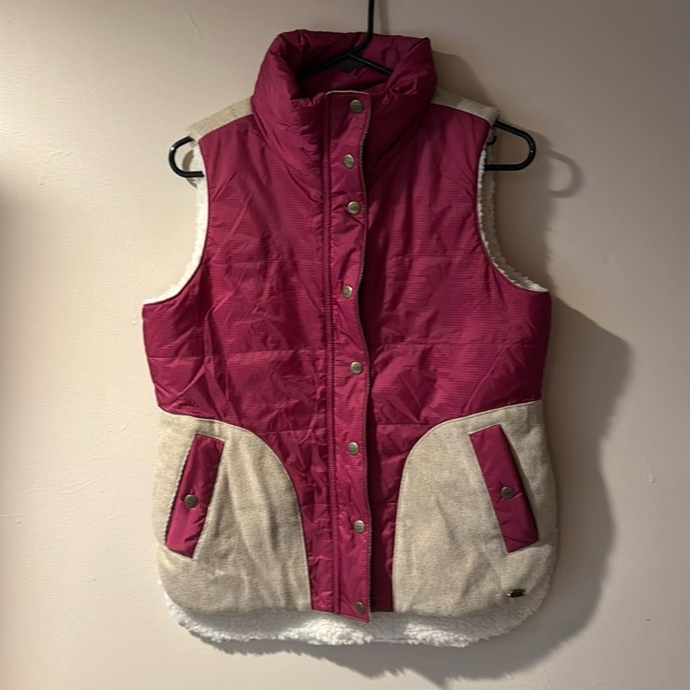 Carve design vest Sherpa lined and insulated